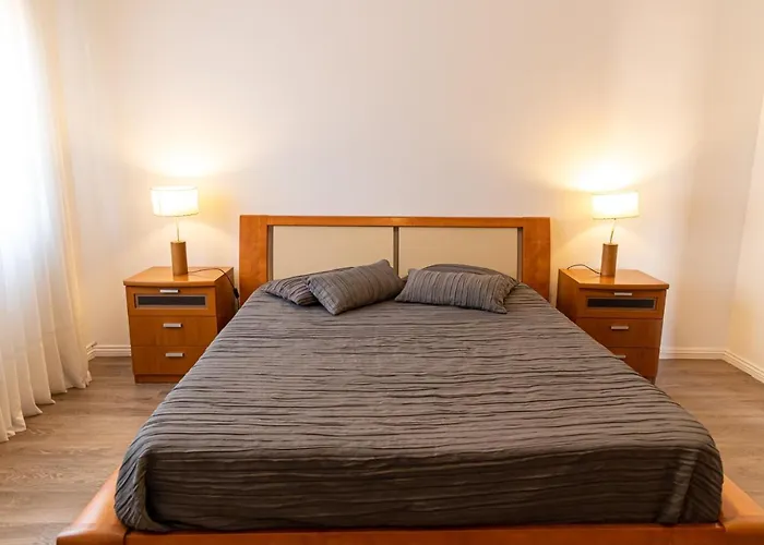 Twin House - Lägenhet